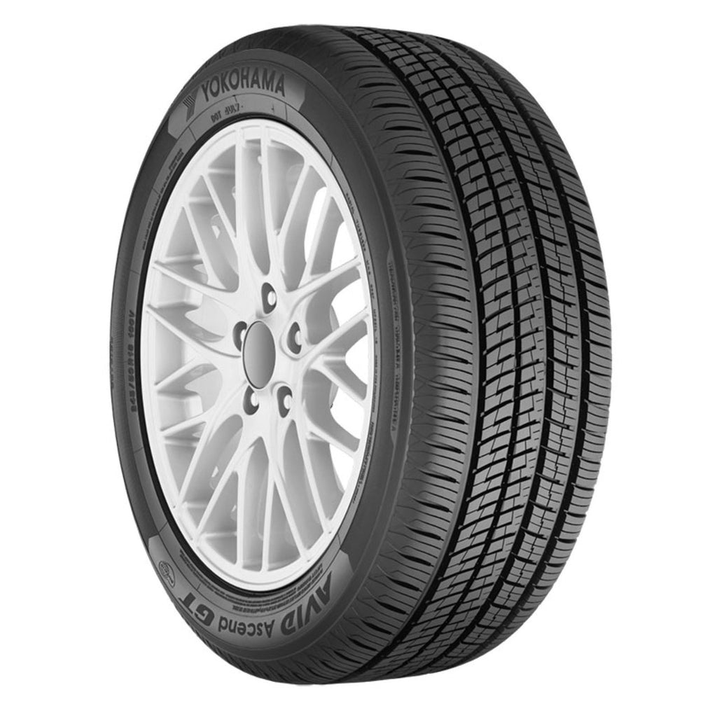 215/60R16 95V Tire Q913481