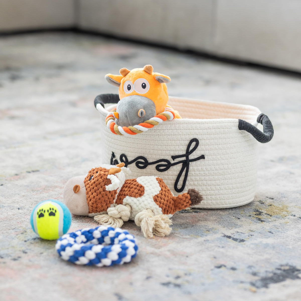 Puppy Gift Basket J7071