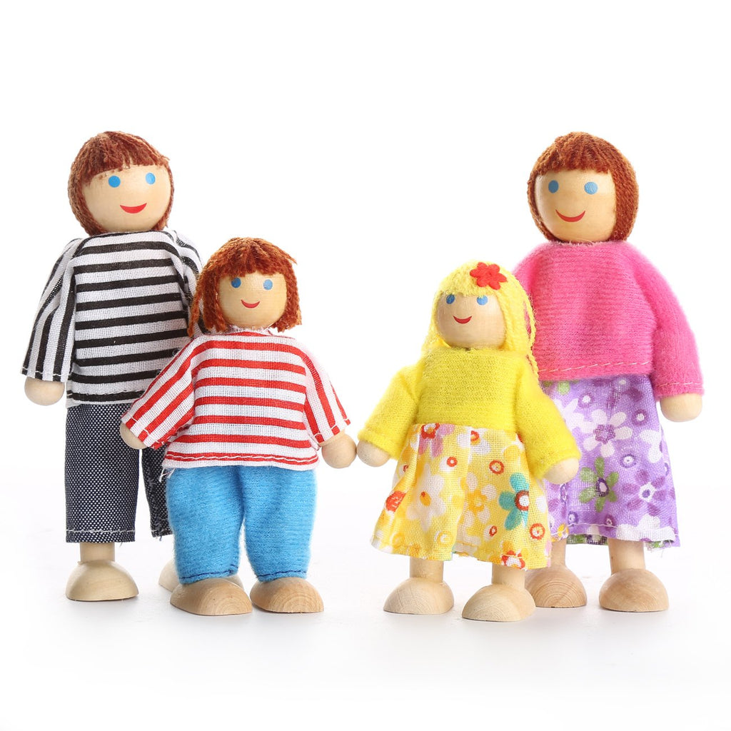 Dollhouse Figures Set of 7 with Dog R1583