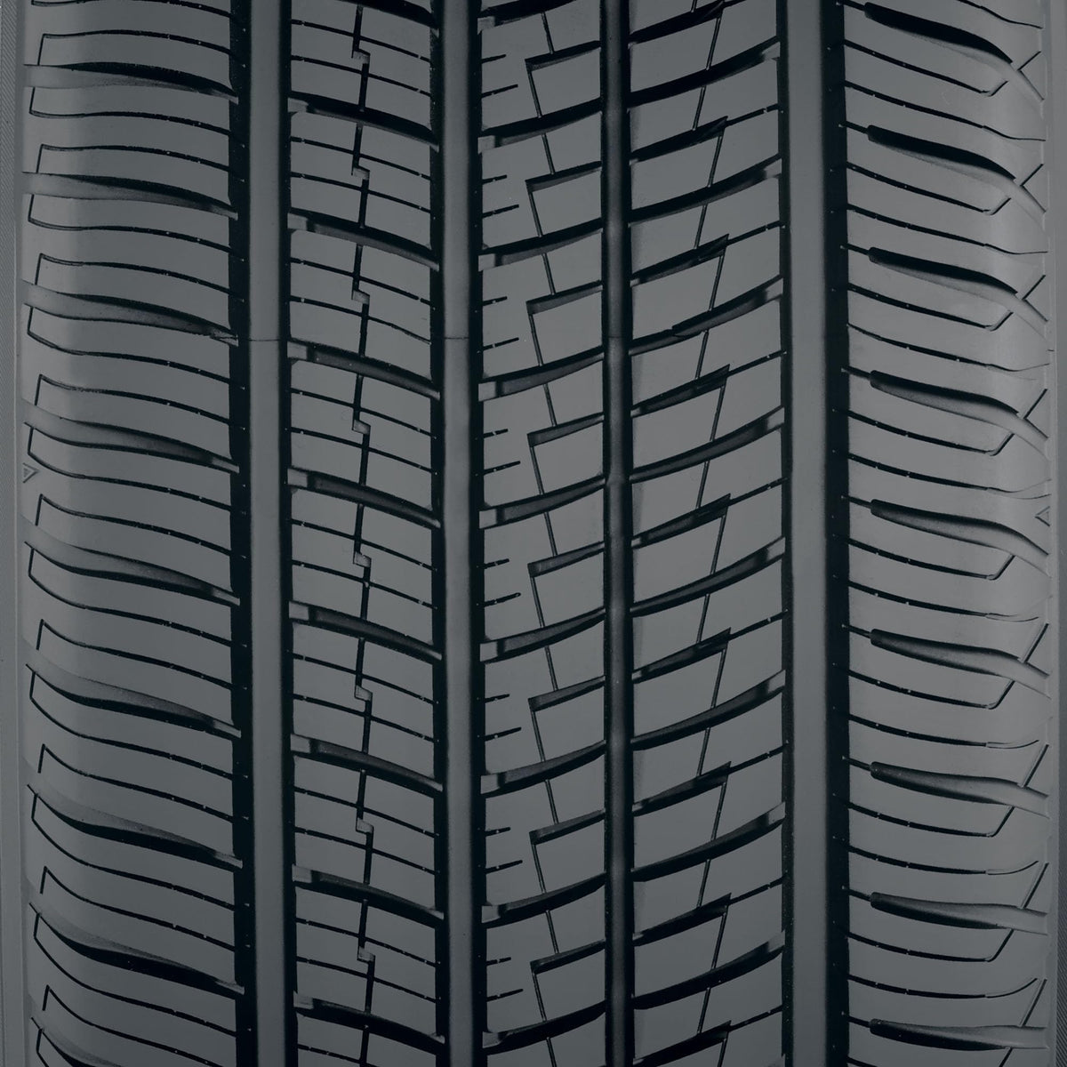 215/60R16 95V Tire Q913481