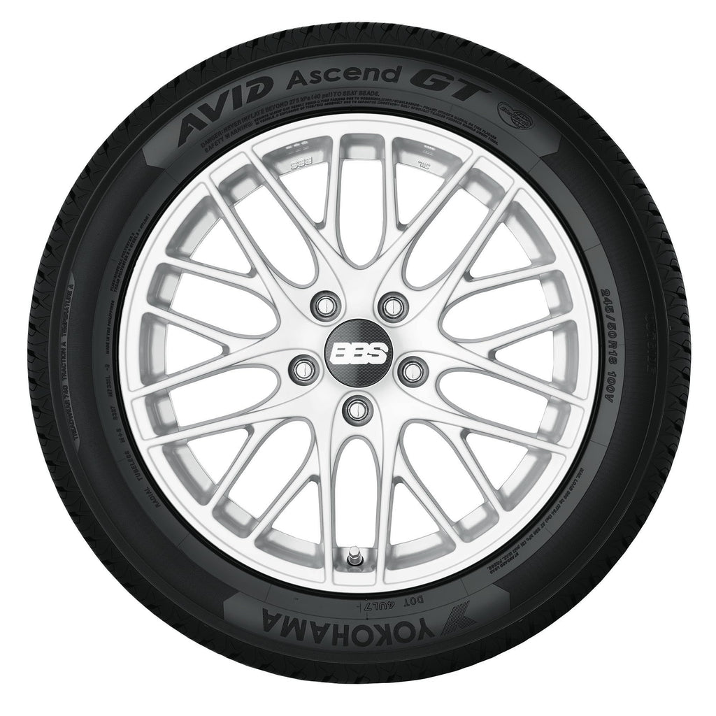 215/60R16 95V Tire Q913481