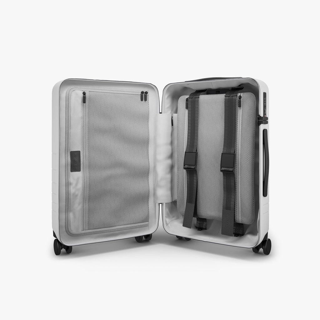 21 Inch Hardside Spinner Suitcase W307767
